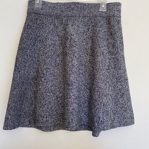 Loft knit skirt